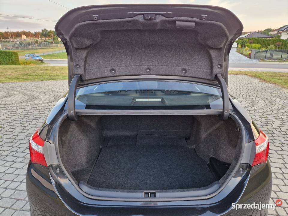 Toyota Corolla 2016 Lift Niezawodny 16 Głogów Małopolski