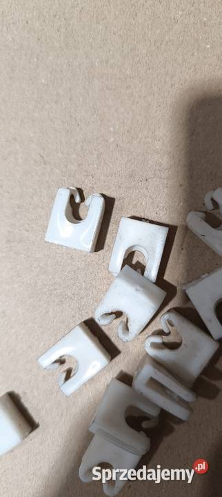 Spinka listwy ozdobnej fiat 125p Spinki listwy Chrzanów