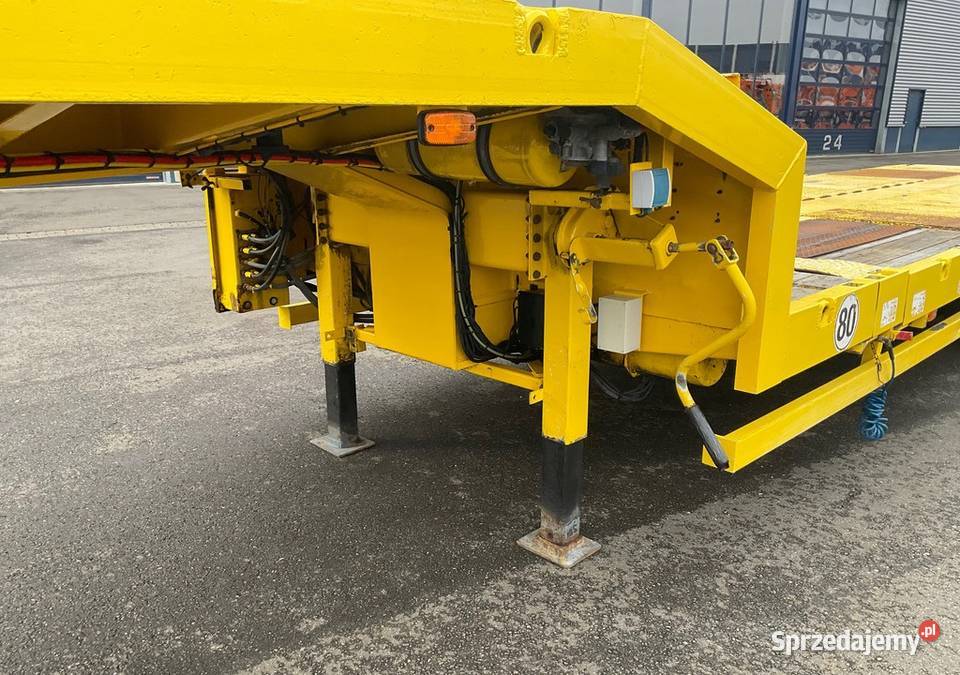 Naczepa niskopodlogowa rozciągana 4 odiowa mazowieckie