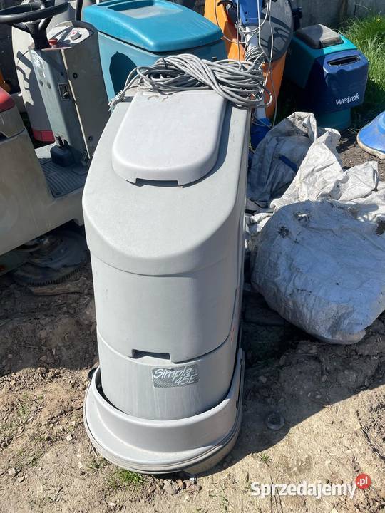 Szorowarka Comac Simpla 45E