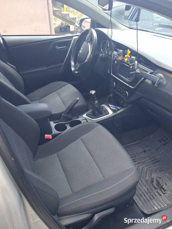 Toyota auris 14 d4d 170 przebiegu 2013r czujnik deszczu lubelskie Chełm sprzedam