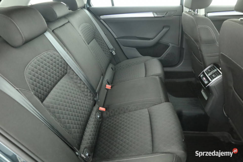 Skoda Superb 15 TSI przyciemniane szyby Superb mazowieckie