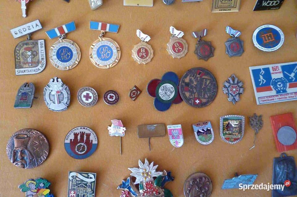 ZESTAW ODZNAK PRL RÓŻNE 122 sztuk Pozostałe małopolskie