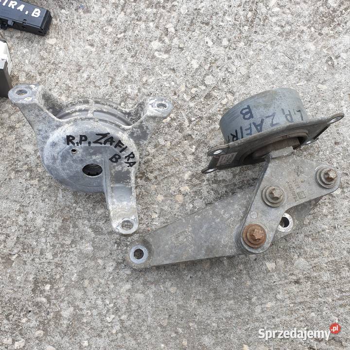 OPEL ZAFIRA B II 19 TDCI LAPA PODUSZKA SILNIKA Motoryzacja Łochowice