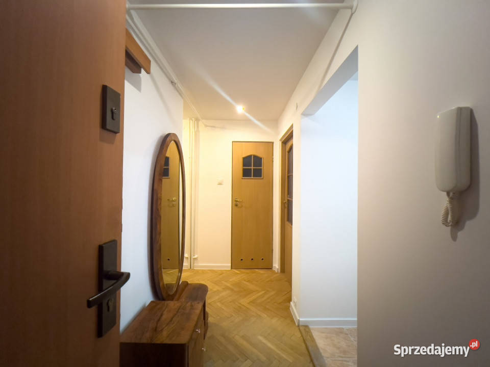 Mieszkanie 53 m na Wieniawie 2 pokoje parter z 53m2 sprzedam