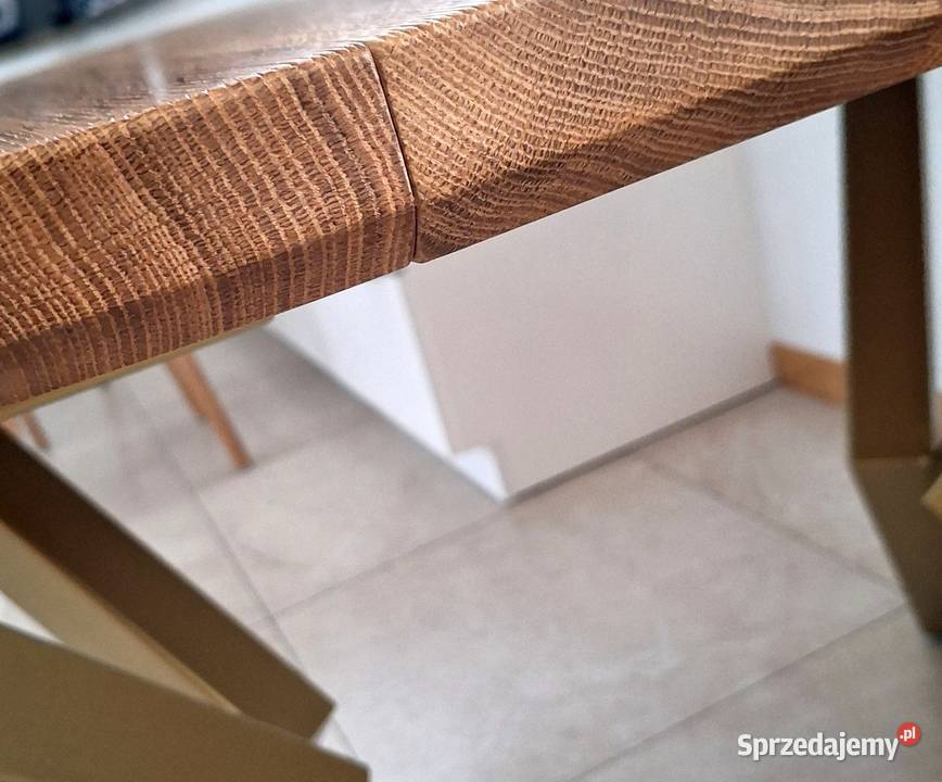 Stół dębowy rozkładany 90x90130 elegancki nogi sprzedam