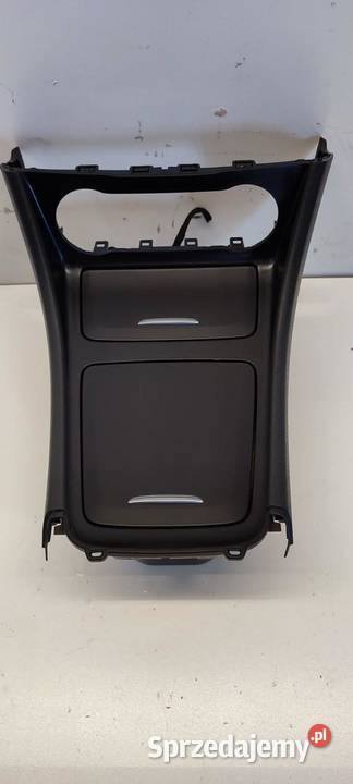 MERCEDES X117 CLA SCHOWEK TUNELU A1766807400