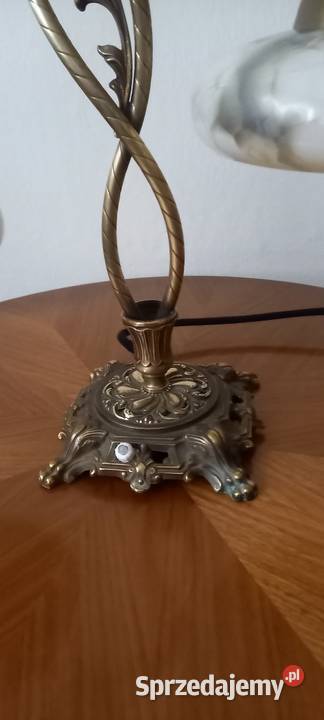 Dwuramienna mosiężna lampa w stylu secesyjnym