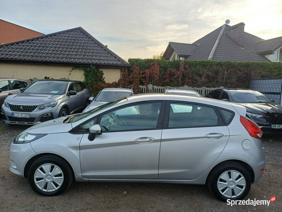 Ford Fiesta Serwisowany BEZWYPADKOWYKlima małopolskie Chrzanów