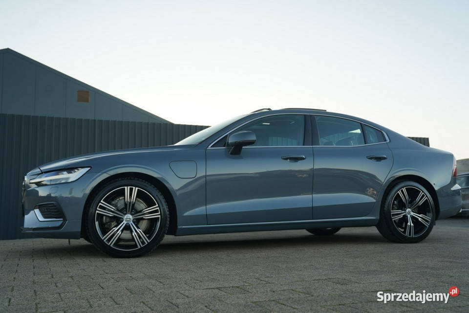 Volvo S60 RECHARGE panorama 4x4 ful led SKÓRA regulowane zawieszenie Volvo opolskie Otmuchów