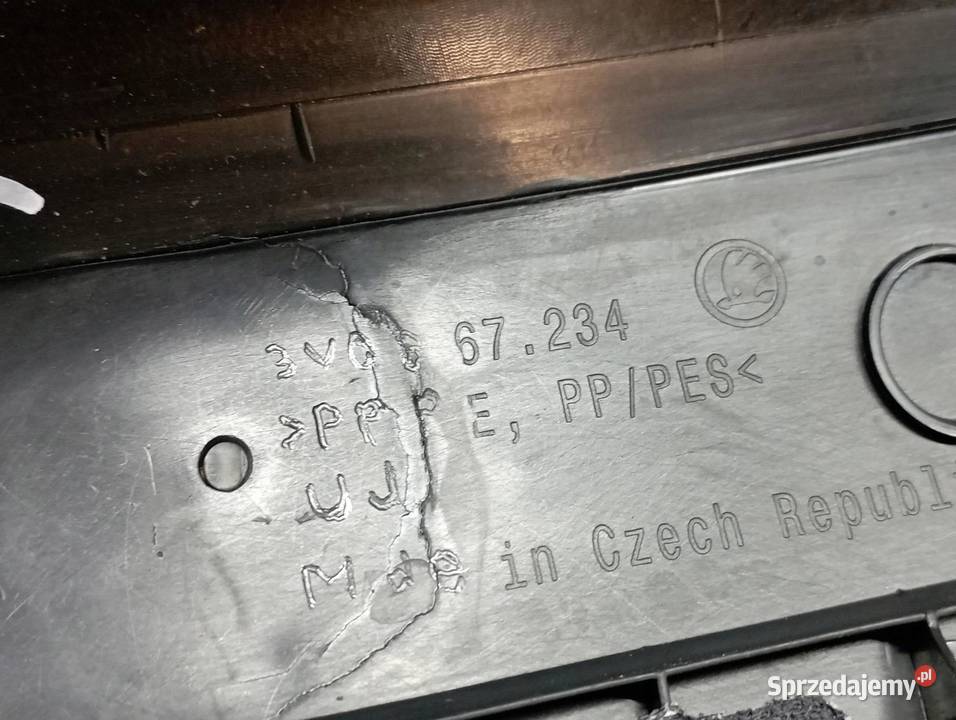 OSŁONA SŁUPKA A LEWA PRAWA KOMPLET CZARNA 3V