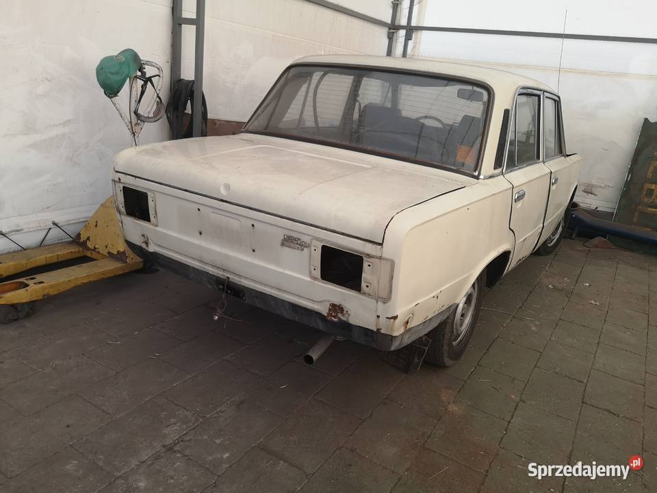 Fiat 125p w całości na części Częstochowa Sprzedajemy.pl