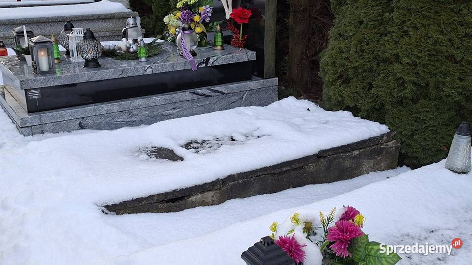 Odstąpię grobowiec piwnicę grobową na Cmentarzu małopolskie Kraków
