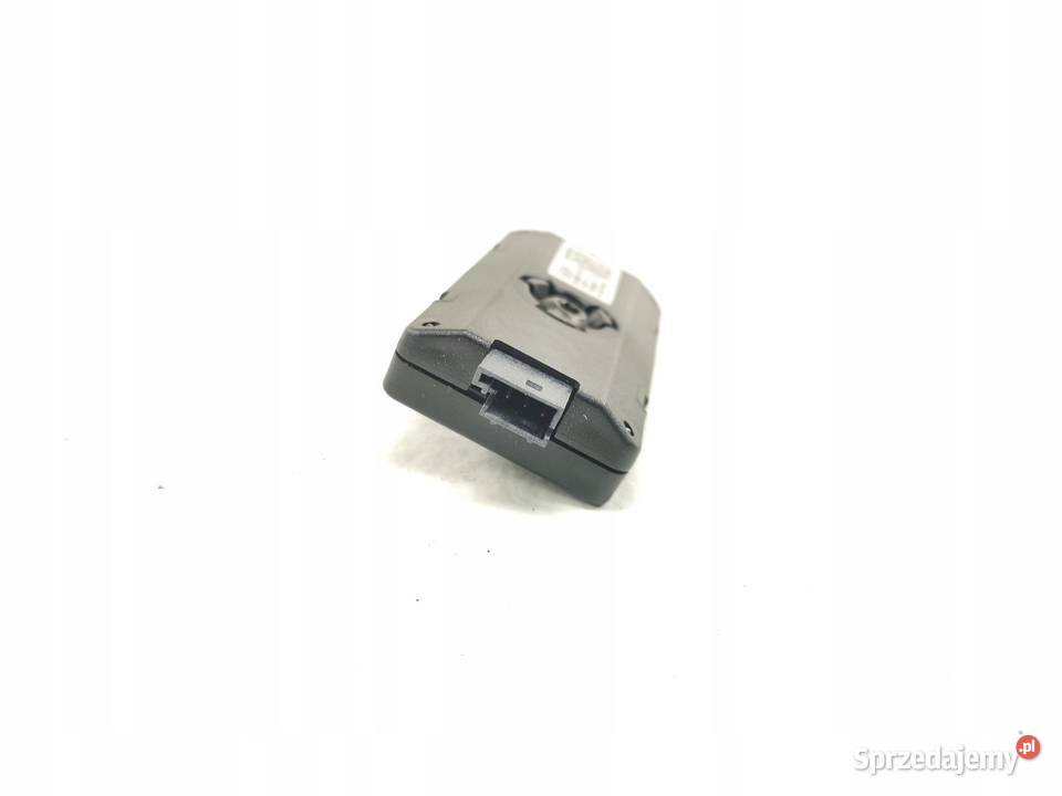WZMACNIACZ ANTENOWY AMFM BMW 1 F20N F21 NOWY Panele sterowania, przełączniki lubelskie sprzedam