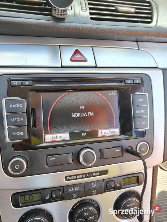 Passat B6 20 TDI 2008 r Automat srebrny Bolszewo sprzedam