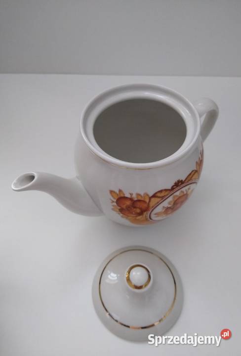 Zestaw czajnik czajniki cukiernica Porcelana pomorskie