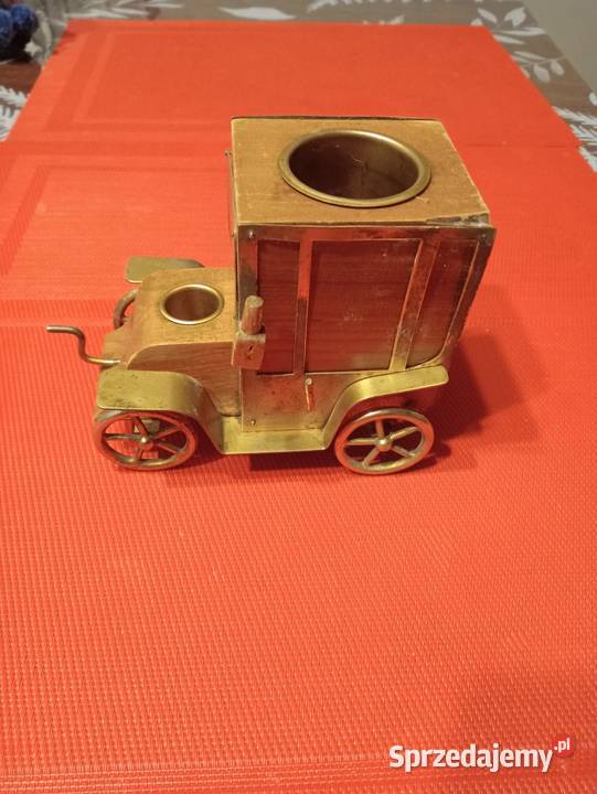 Stara zabawka samochodzik ozdoba Ogrodzieniec sprzedam