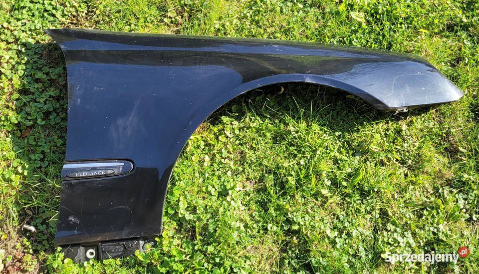 Błotnik Mercedes W203 CLK kolor czarny metalic Rok produkcji 2004 Wrocław