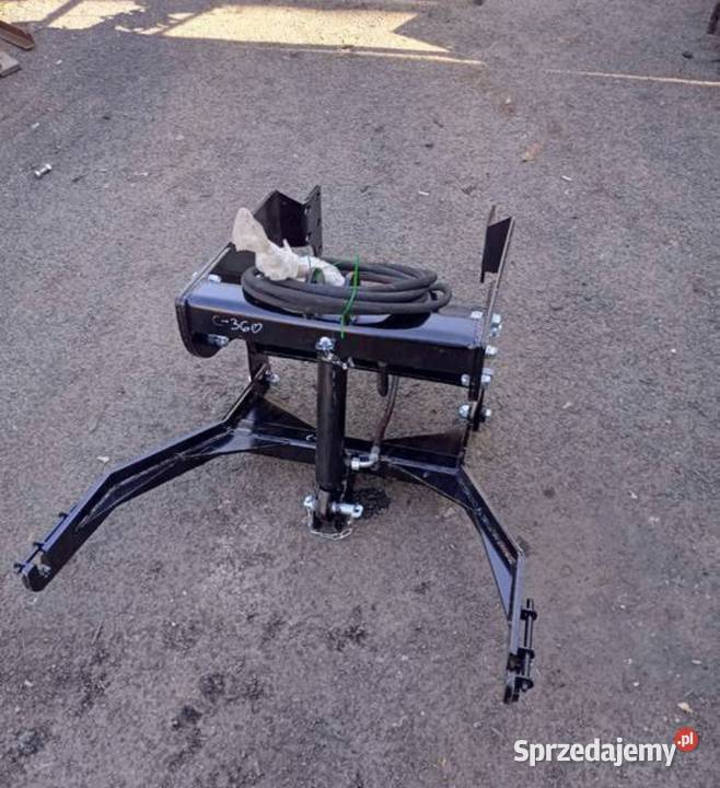 Przedni TUZ do ciągnika C360