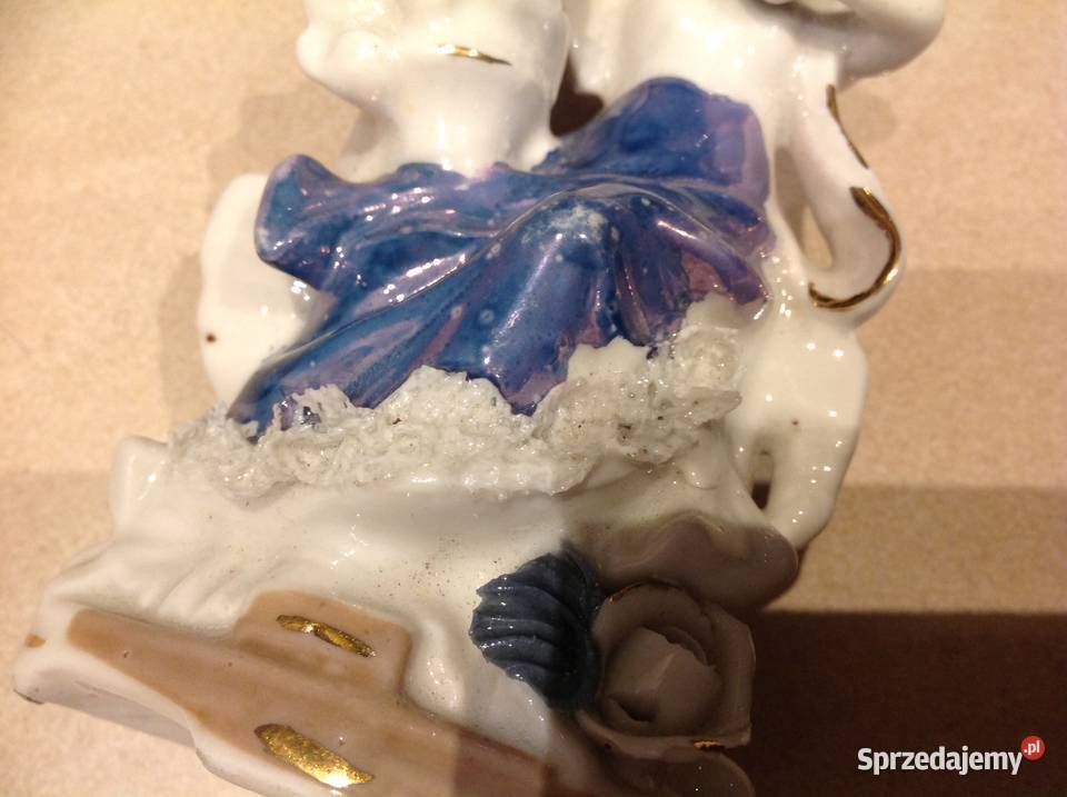 Figurka Porcelanowa STARA sygnowana
