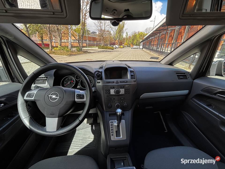 Opel Zafira B 19 CDTI 150 automat poduszka powietrzna łódzkie Łódź