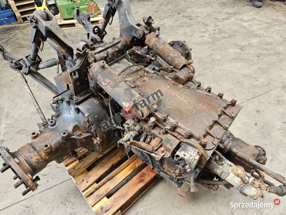 Skrzynia biegów most tylny FENDT 716 Części i osprzęt rolniczy Byków