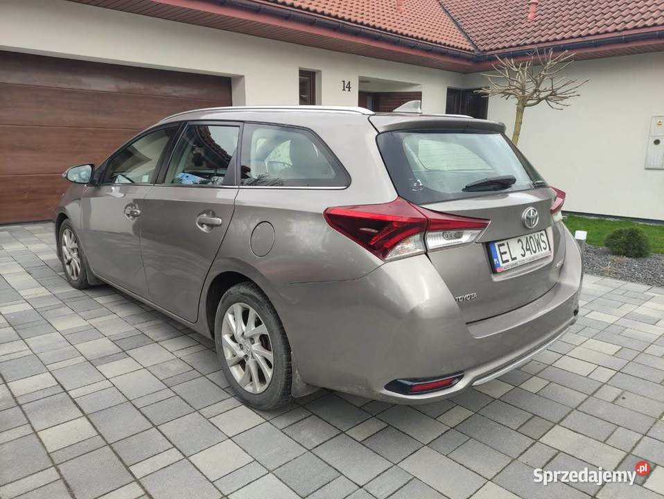 Toyota Auris II kombi 14D4D bogata wersja Łódź sprzedam