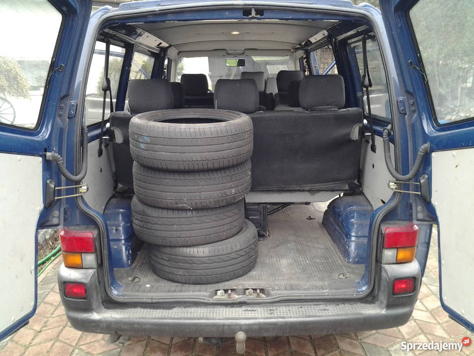 VW Transporter T4 9 osobowy 19 TD Rok produkcji 2000 Transporter Włocławek