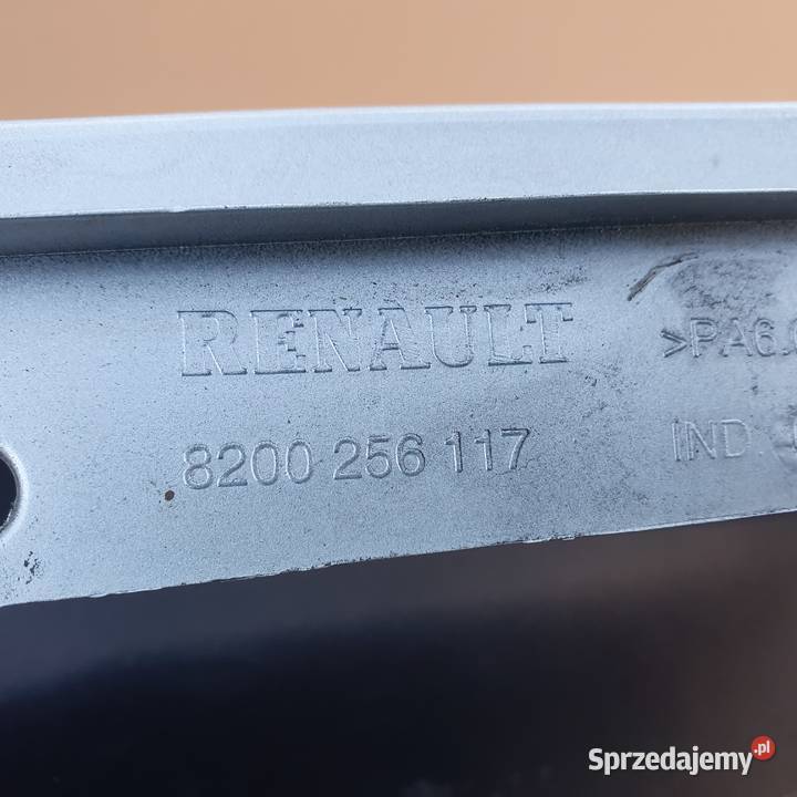 REANULT CLIO III 3 BŁOTNIK LEWY 8200256117 Karoseria