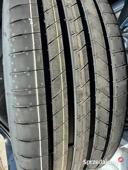 Opony Goodyear 23545 R18 Skarszewy
