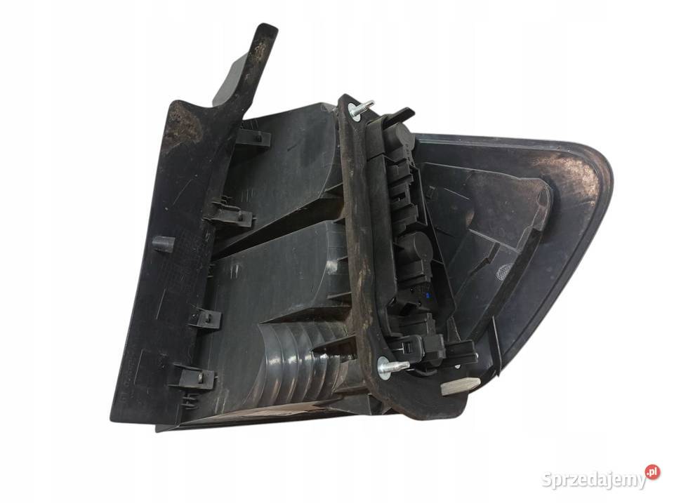 LAMPA TYŁ LEWA EUROPA USZKODZONA 2990109 Bmw X1 Lampy tylne