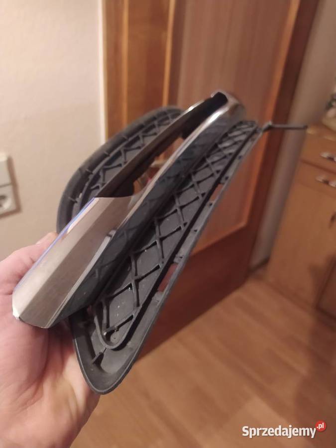 Kratka zderzaka prawa chrom merc w246 b klassa podkarpackie sprzedam