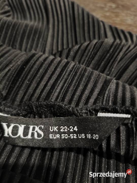 Spodnie damskie czarnedlugie luźne Dębica