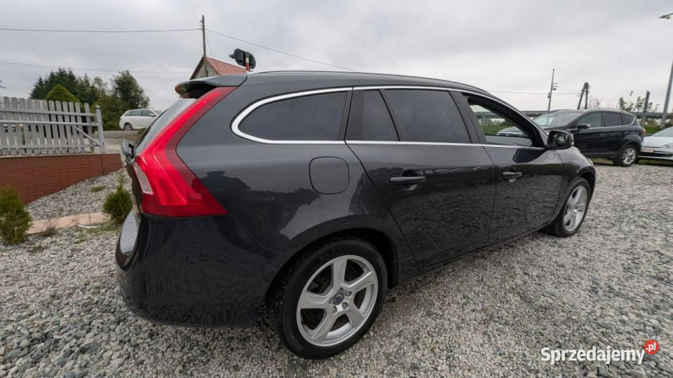 Volvo V60 16 diesel 114 I 20102018 isofix