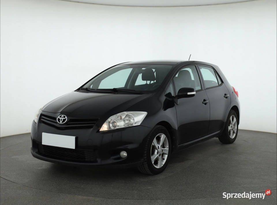 Toyota Auris 16 Valvematic Auris Piaseczno