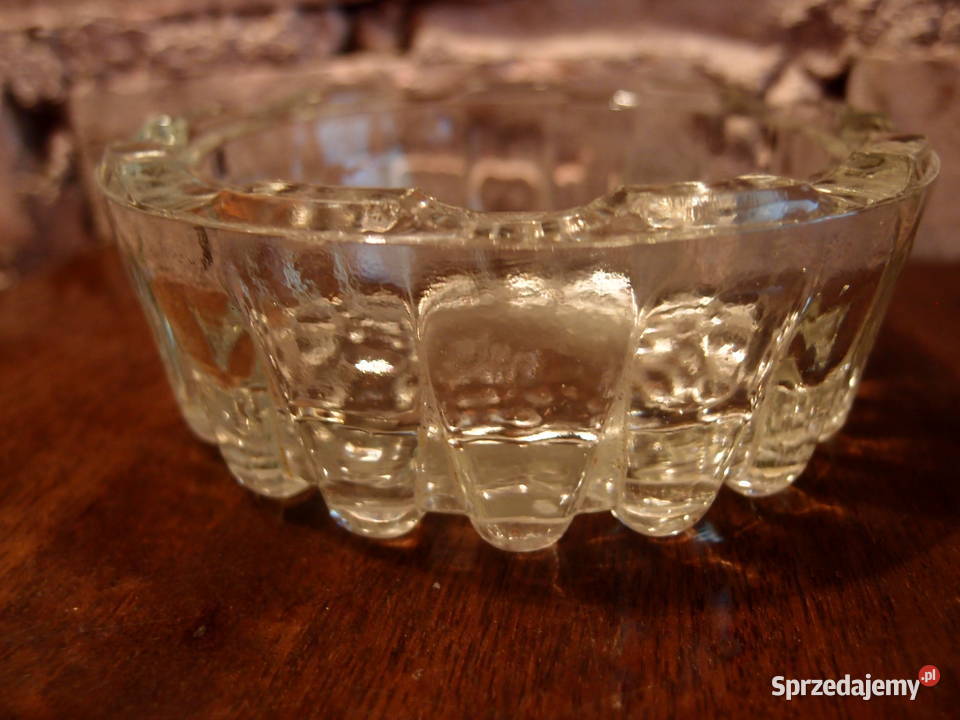 Starocia z dawnych lat Duża kryształowa Łódź