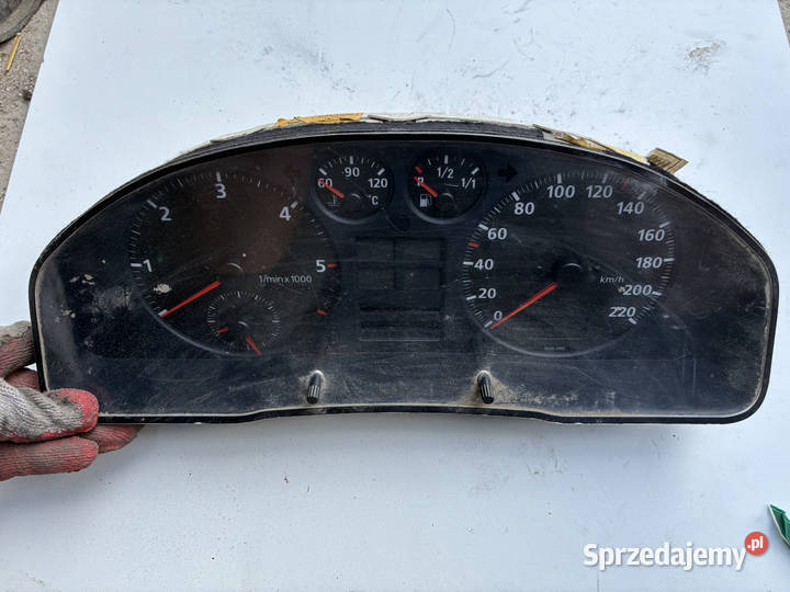 Licznik Zegar Audi A4 B5 19 TDI osobowe Wisznice sprzedam