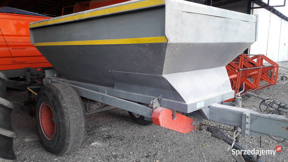 Rozsiewacz do wapna Bredal 7ton mazowieckie Iłża sprzedam