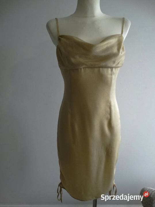 Sukienka Dopasowana Marszczona Bieliźniana