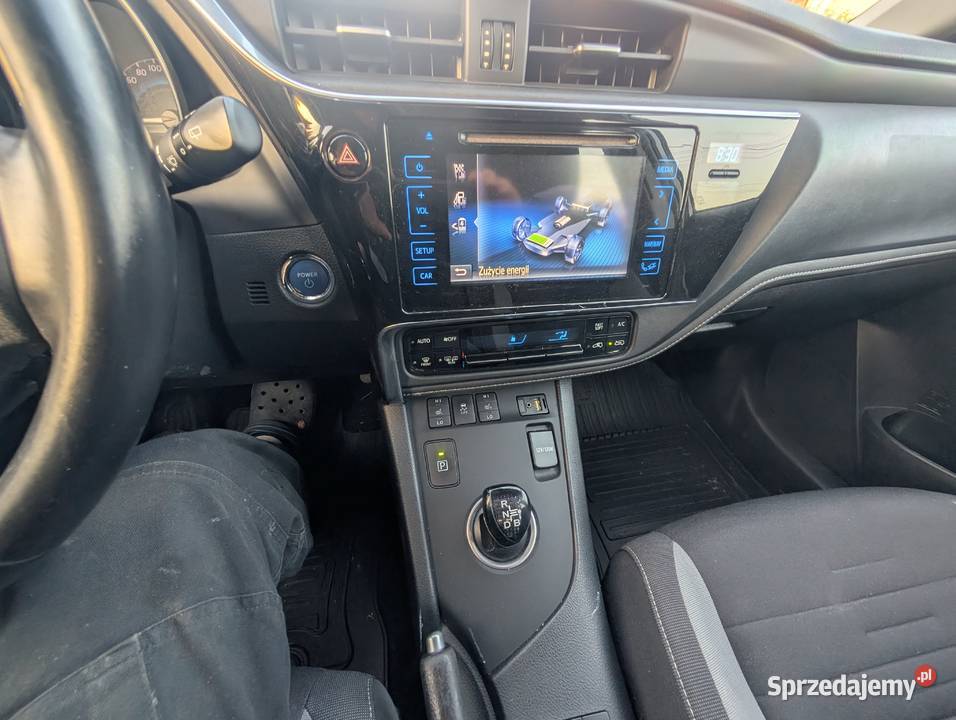 TOYOTA AURIS 18 HYBRYDA Góra Kalwaria