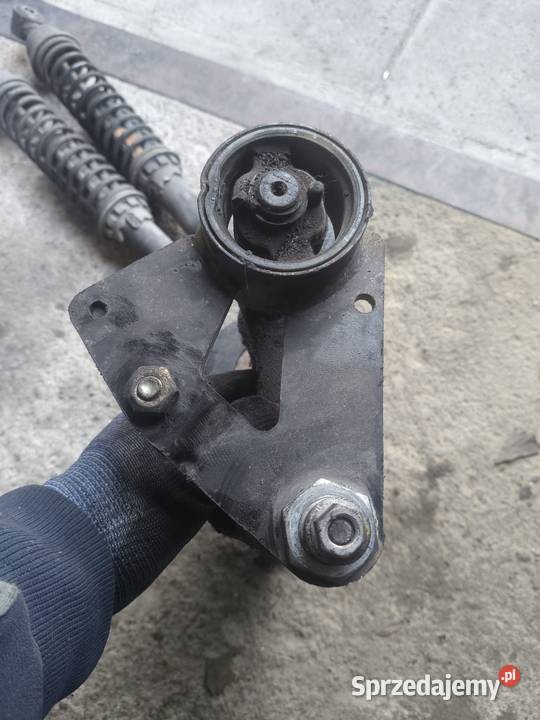 Piaggio X8 zawieszenie silnika Dębica