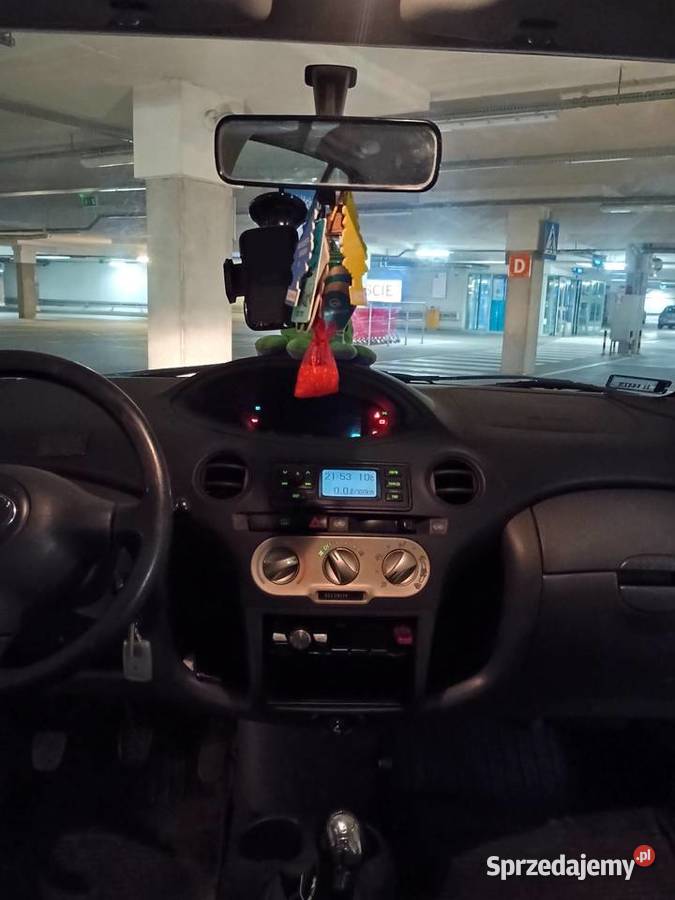Sprzedam niezawodną i praktyczną Toyotę Yaris benzyna