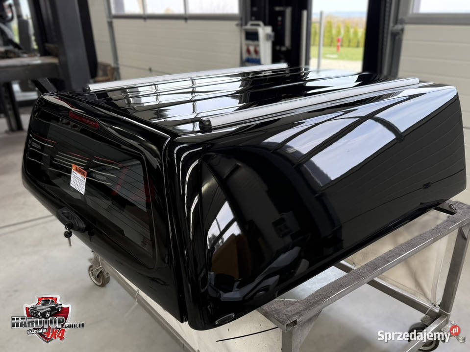 Zabudowa paki Hardtop Nissan Navara NP300 Boki Pasłęk