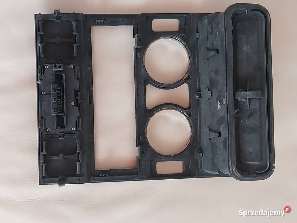 Mercedes SLK R170 ramka środkowa radia Bobowo sprzedam