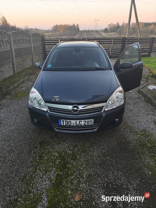 Sprzedam świeżo sprowadzony opel astra h lift Koziegłowy