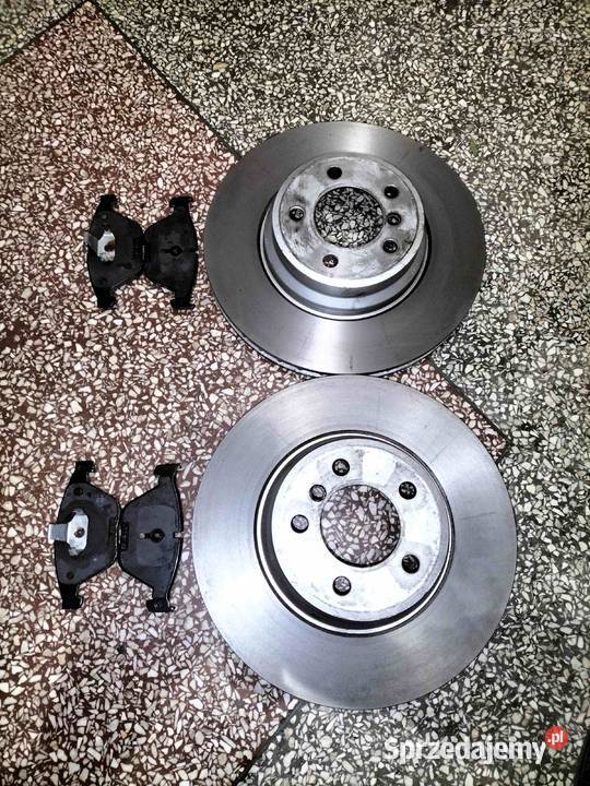 Tarcze hamulcowe przednie BMW E65 E66 Stan nowy Układ hamulcowy Poręba