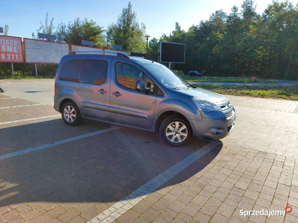 Citroen Berlingo 16 HDi podnośnik diesel Zielonka