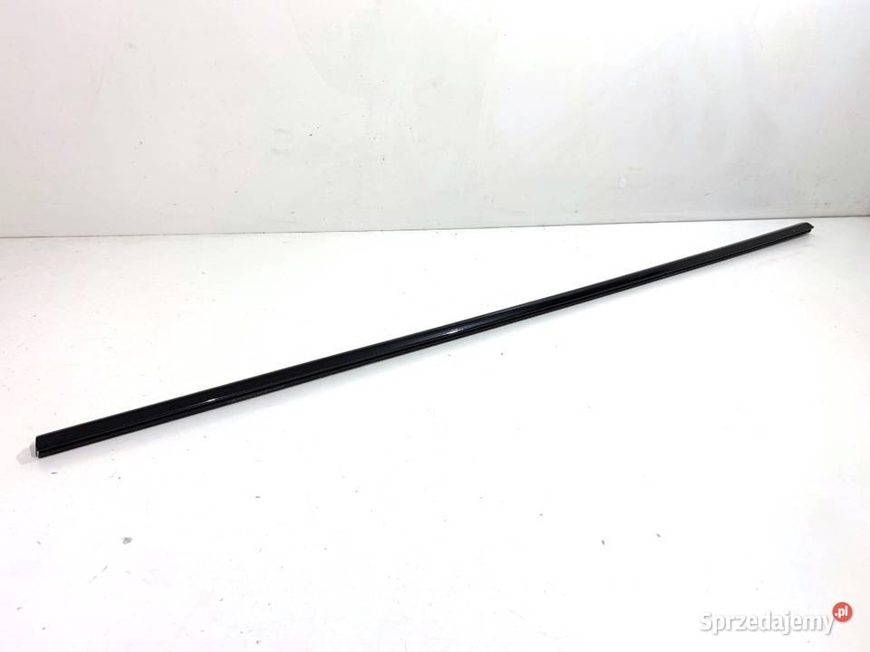 LISTWA ZGARNIAJĄCA TYŁ PRAWY BMW F07 sprzedam