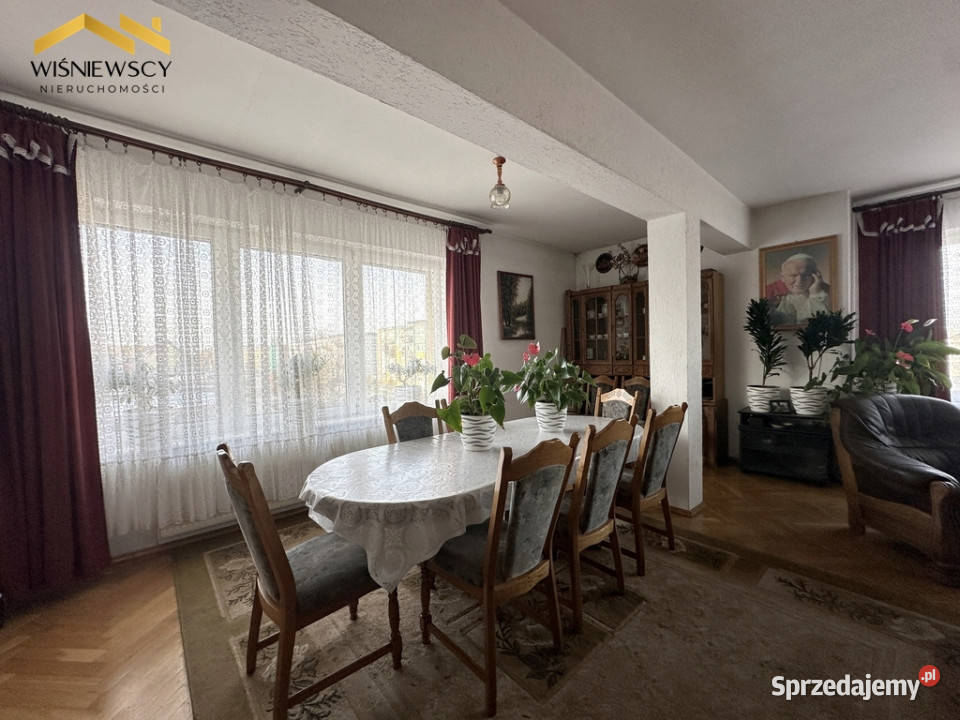 Obiekt komercyjny 843 m z dochodem Braniewo