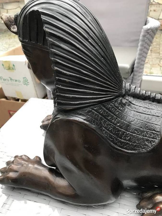 Sfinks z brązu rzeźba Sphinks Kłodzko